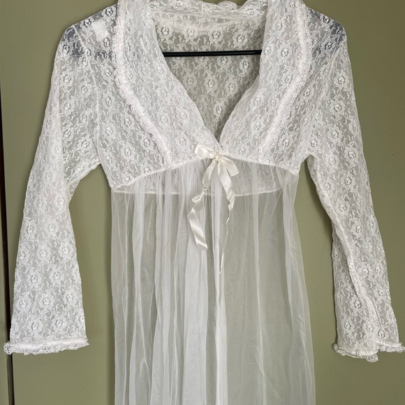 VTG 70s Elle White Sheer Lace Robe Sz Small - Picture 4 of 8